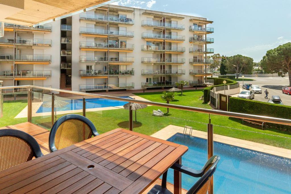 Appartamento Nido 110 Garbi Roses Esterno foto